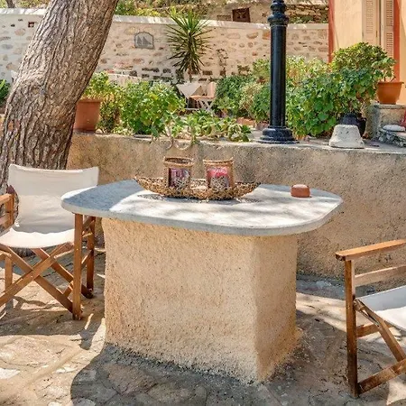 فيلة Mansion Elina-parakopi-syros Parakopí
